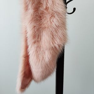 PULL&BEAR Pink Faux Fur Stole